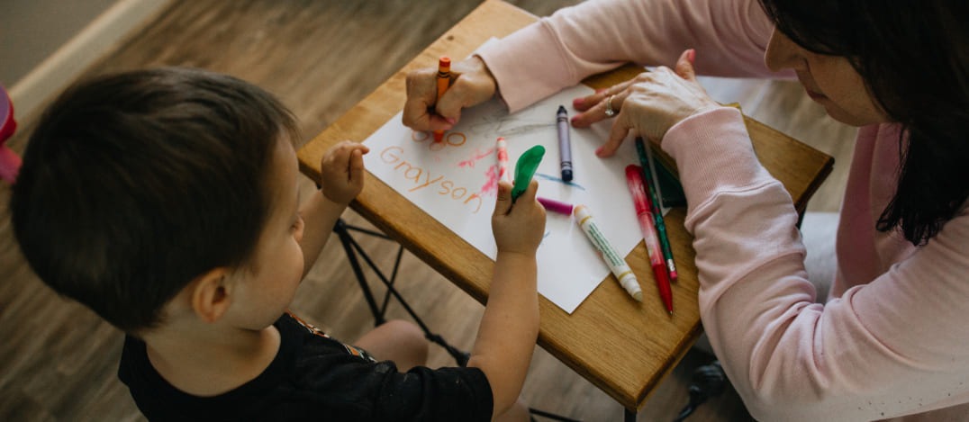 kids painting